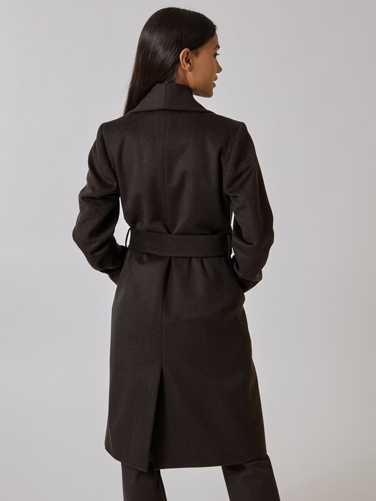 Kim kåpe 7252789_AIJ-RICCO VERO-A24-Modell-Back_chn=vic_2294_Kim kåpe AIJ_Kim kåpe AIJ 7252789.jpg_Back||Back