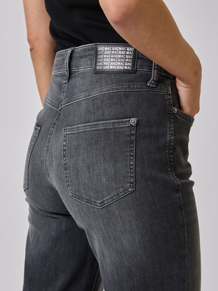 Wide Authentic jeans 7252832_IC9-MAC-A24-details_chn=vic_3346_Wide Authentic jeans IC9_Wide Authentic jeans IC9 7252832.jpg_