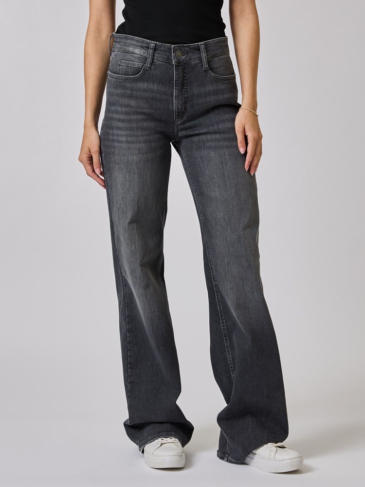 Wide Authentic jeans 7252832_IC9-MAC-A24-Modell-Front_chn=vic_4744_Wide Authentic jeans IC9_Wide Authentic jeans IC9 7252832.jpg_Front||Front