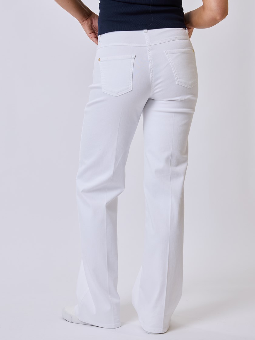 7252833 O68 7252833_O68-MAC-S25-Front_9908_Wide Authentic  jeans O68.jpg_Front||Front