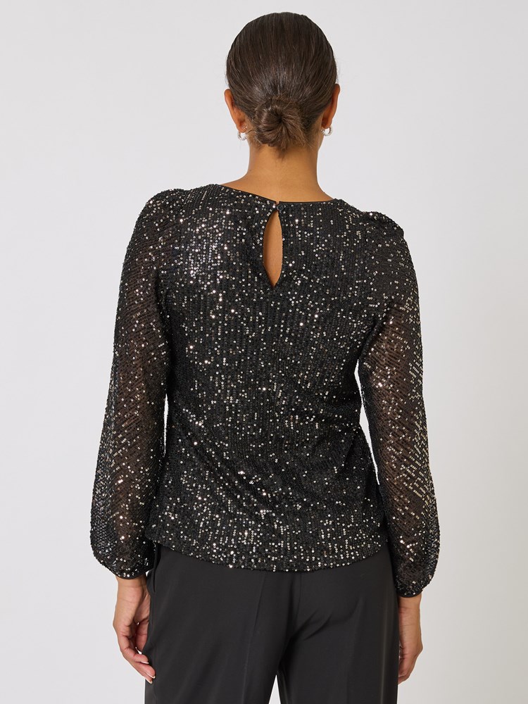 December Top 7252867_ID2-RICCO VERO-W24-Modell-Back_chn=vic_3138_December Top ID2_December Top ID2 7252867.jpg_Back||Back
