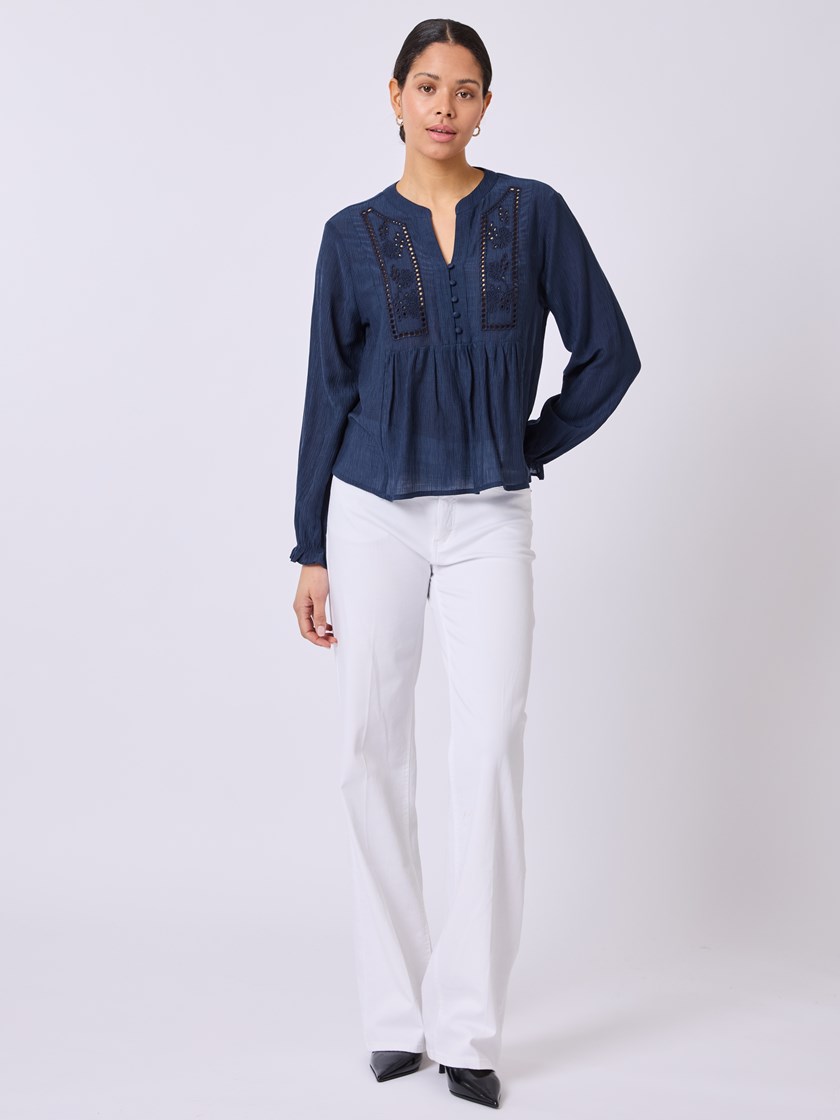 7253091 EM1 7253091_EM1-RICCO VERO-S25-details_chn=vic_9127_Marna bluse EM1.jpg_