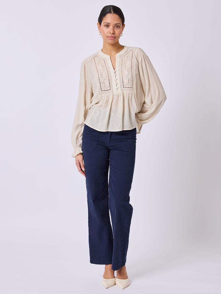 Marna bluse 7253091_O79-RICCO VERO-S25-details_chn=vic_9946_Marna bluse O79_Marna bluse O79 7253091.jpg_