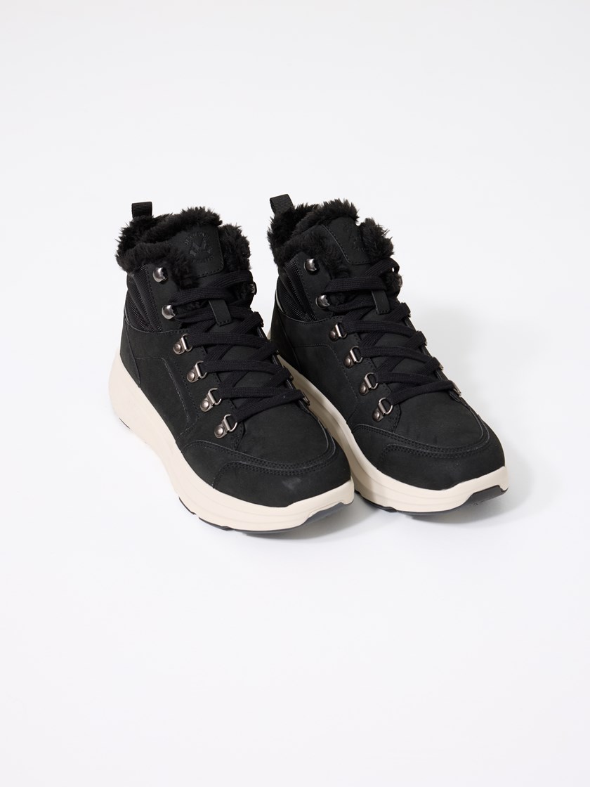 7253270 ID2 7253270_ID2_Jean Paul_Colline Vintersko_A25 (1)_Colline Vintersko ID2_Colline Vintersko ID2 7253270.jpg_