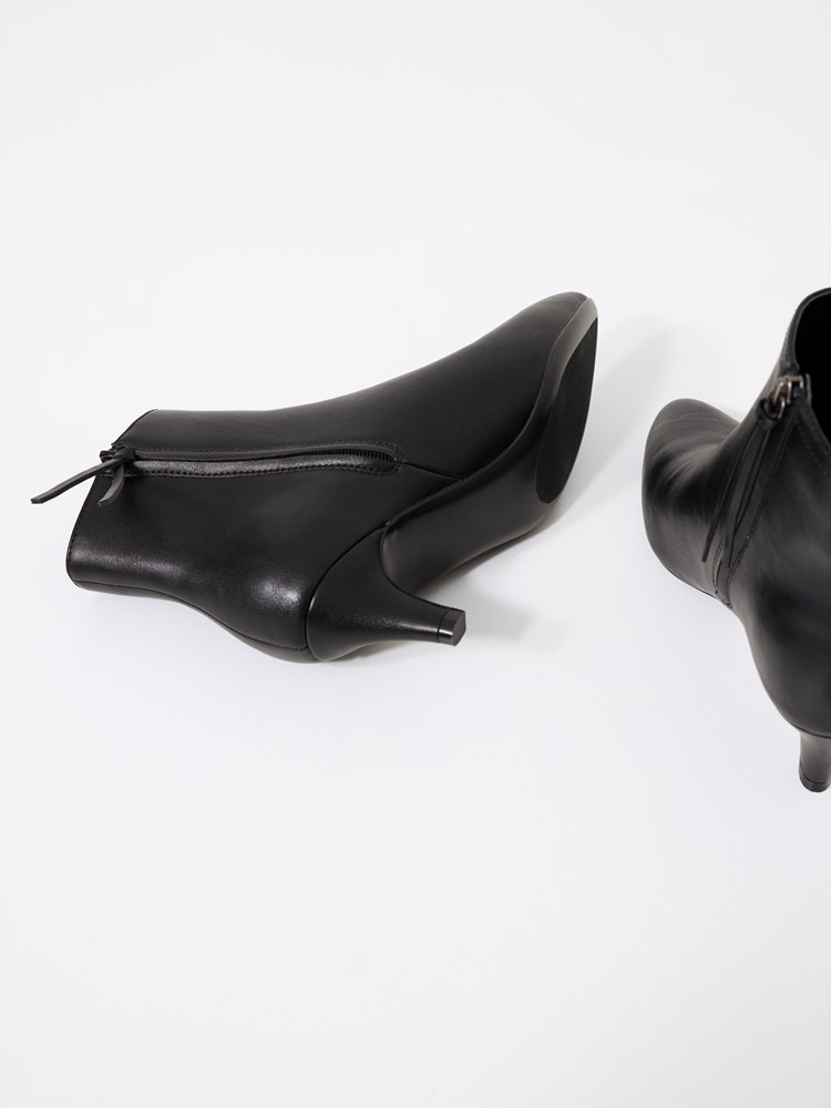 Giverny Boots 7253278_ID2_Jean Paul_Giverny Boots_A25 (3)_Giverny Boots ID2_Giverny Boots ID2 7253278.jpg_