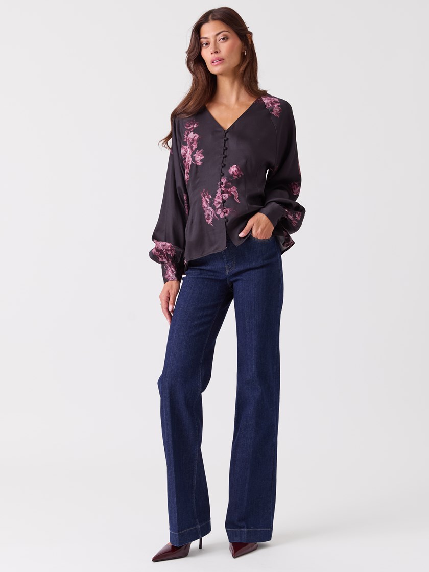 7253506 EM1 7253506_EM1-MAC-A26-Modell-Front_chn=vic_2139_Dream Wide Authentic EM1.jpg_Front||Front