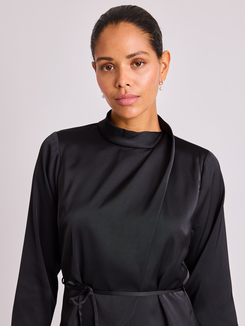 7253532 ID2 7253532_ID2-RICCO VERO-W25-Front_6685_Nolita Dress ID2.jpg_Front||Front