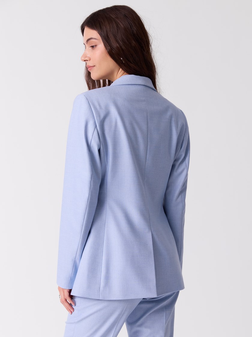 7253704 EN3 7253704_EN3-RICCO VERO-S26-Modell-Front_chn=vic_7394_Beth Blazer EN3.jpg_