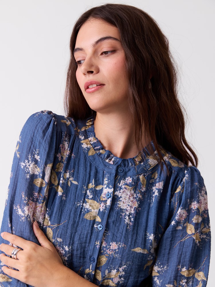 Prarie Dress 7253710_EM4-RICCO VERO-S26-Modell-Front_chn=vic_5570_Prarie Dress EM4_Prarie Dress EM4 7253710.jpg_
