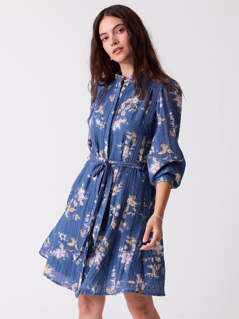 7253711 EM4 7253711_EM4-RICCO VERO-S26-Modell-Front_chn=vic_8553_Rocca Dress EM4_Rocca Dress EM4 7253711.jpg_