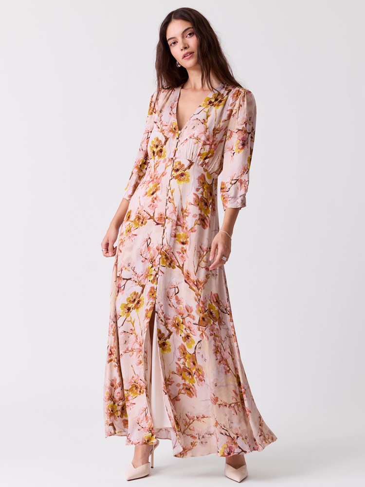 Sorrento Dress 7253712_MJQ-RICCO VERO-S26-Modell-Front_chn=vic_3111_Sorrento Dress MJQ_Sorrento Dress MJQ 7253712.jpg_