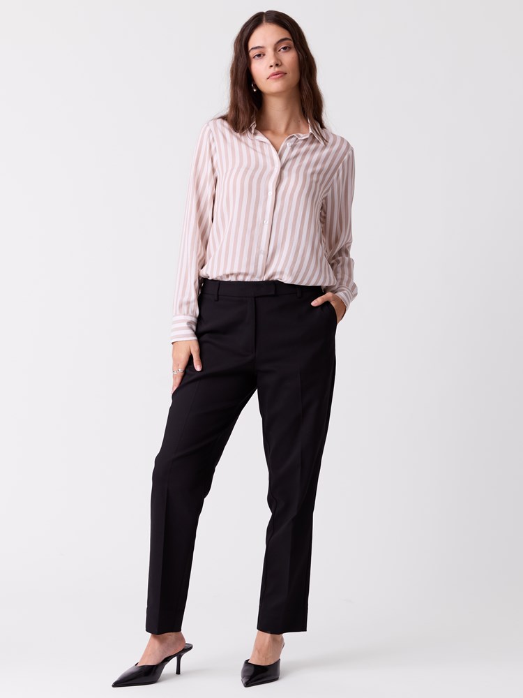 Stina Shirt 7253713_O68-RICCO VERO-S26-Modell-Front_chn=vic_2615_Stina Shirt O68_Stina Shirt O68 7253713.jpg_