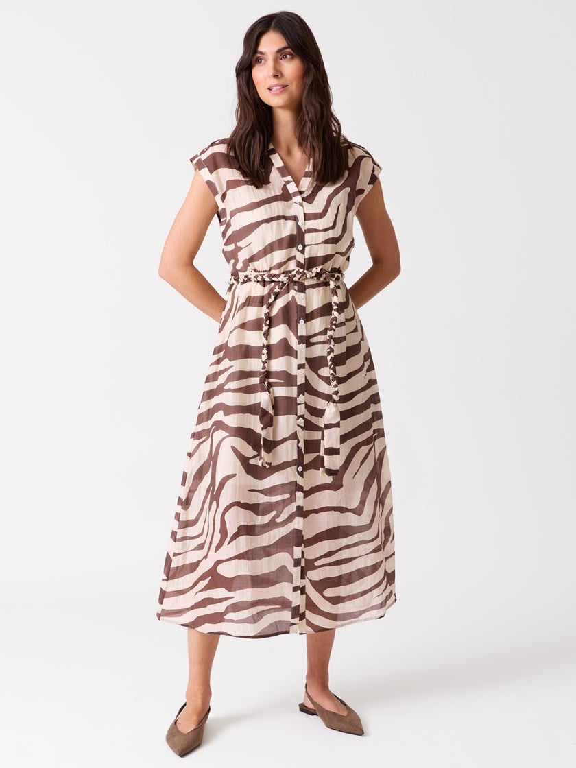 7253750 AFD 7253750_AFD-RICCO VERO-H26-Modell-Front_chn=vic_2394_Claire Dress AFD.jpg_Front||Front