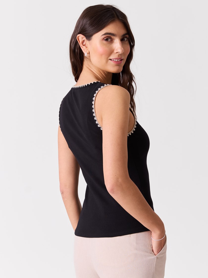 7253753 ID2 7253753_ID2-RICCO VERO-H26-Modell-Front_chn=vic_2178_Indiana Tank Top ID2.jpg_Front||Front