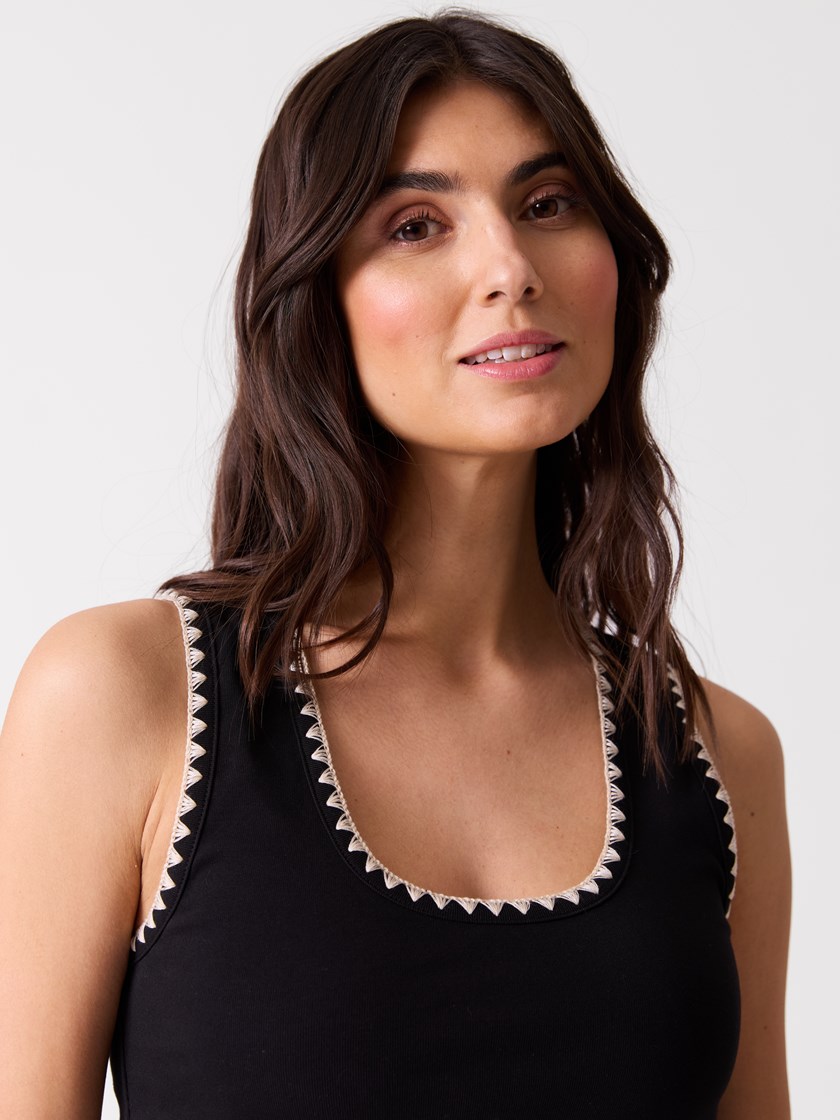 7253753 ID2 7253753_ID2-RICCO VERO-H26-Modell-Front_chn=vic_3452_Indiana Tank Top ID2.jpg_Front||Front