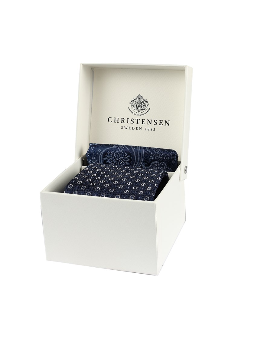 7253930 EM1 7253930 EM1_Tie & Pocket Square Box Set EM1.jpg_