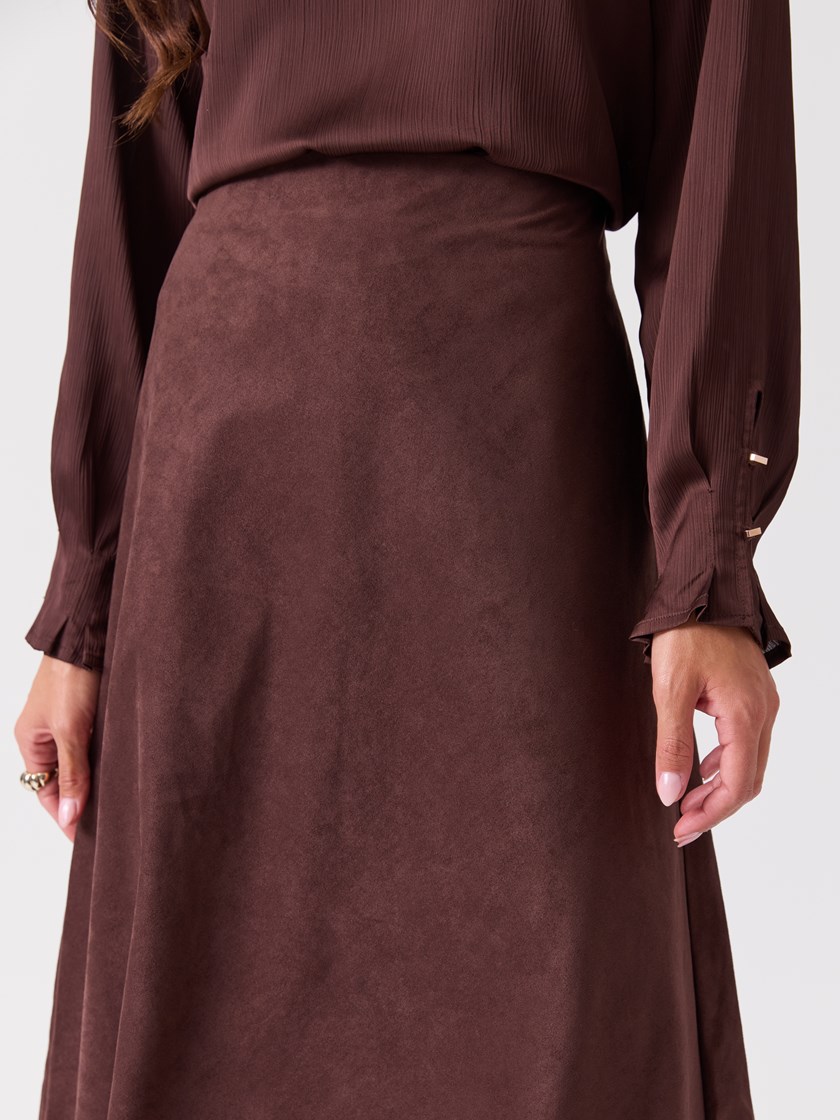 7253937 AIU 7253937_AIU-RICCO VERO-A26-Modell-Front_chn=vic_5516_Amaya Skirt AIU.jpg_Front