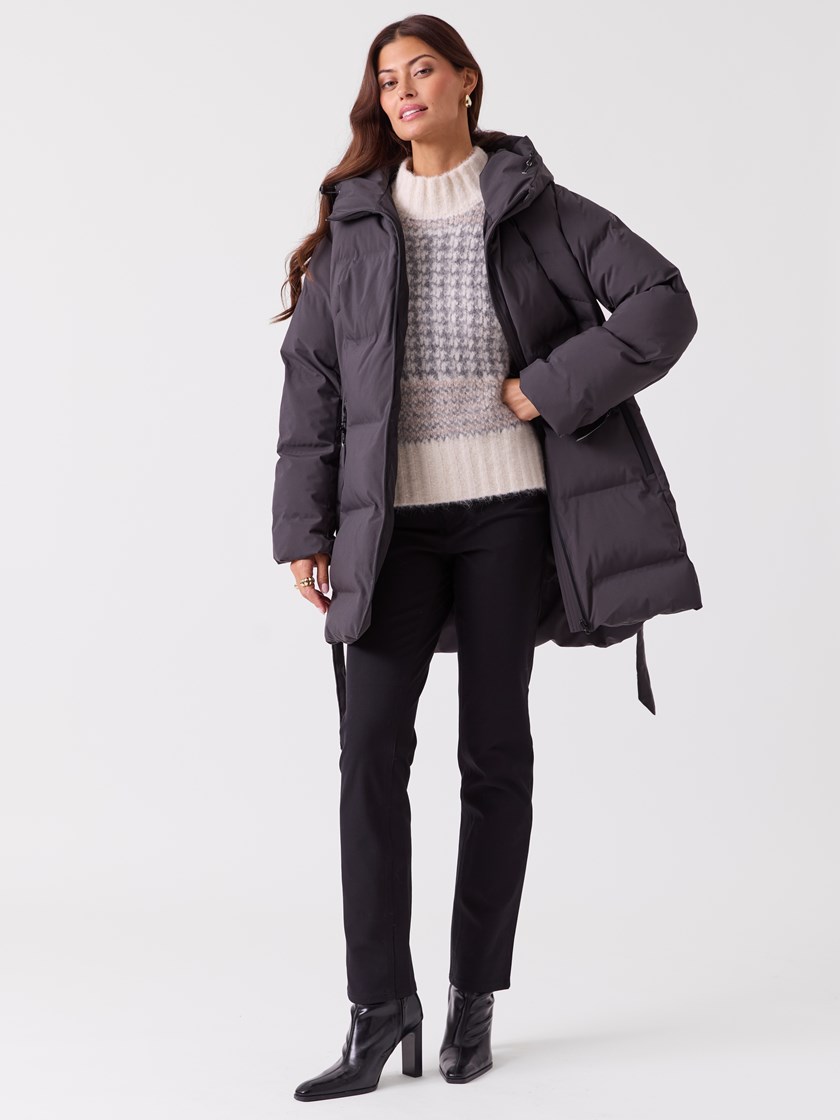 7253942 IGI 7253942_IGI-RICCO VERO-A26-Modell-Front_chn=vic_3209_Flurry Jacket IGI.jpg_Front||Front