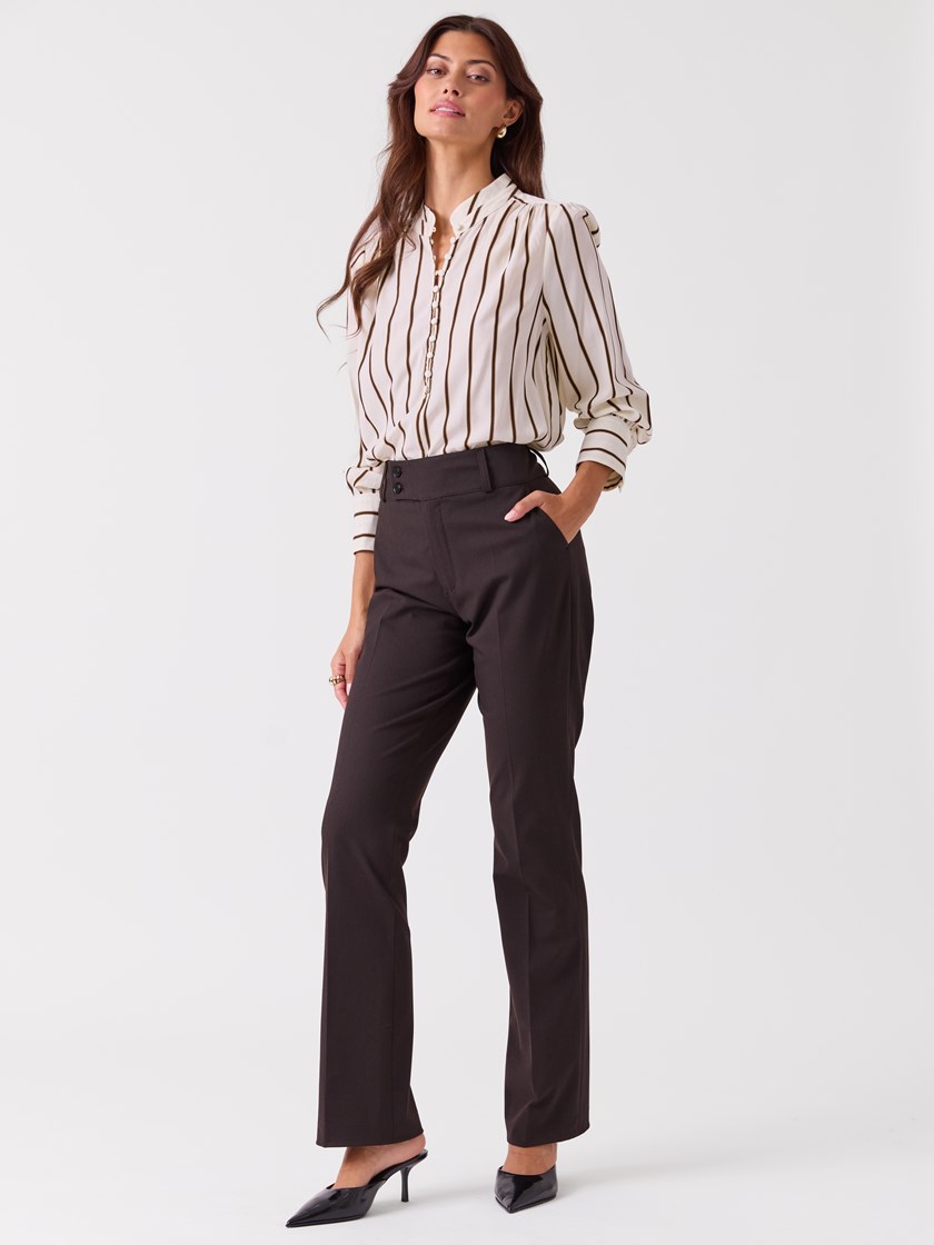 7253946 O79 7253946_O79-RICCO VERO-A26-Modell-Front_chn=vic_2270_Charlotte Blouse O79.jpg_Front