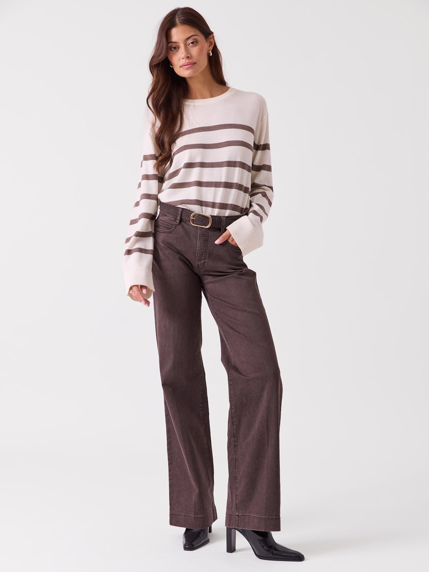 7253963 AIU 7253963_AIU-MAC-A26-Modell-Front_chn=vic_6693_Wide AIU.jpg_Front||Front