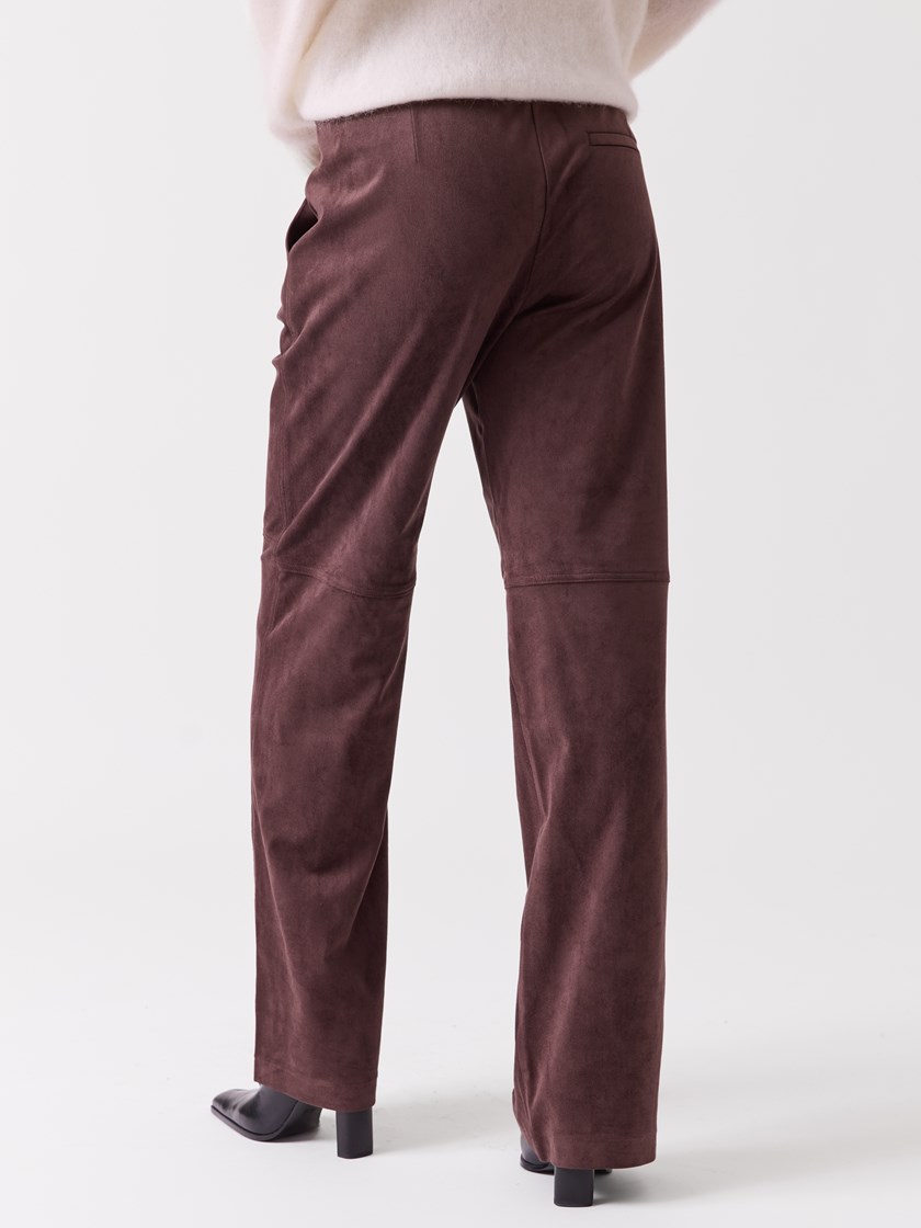 7253964 AIU 7253964_AIU-MAC-A26-Modell-Front_chn=vic_1092.jpg_Front||Front
