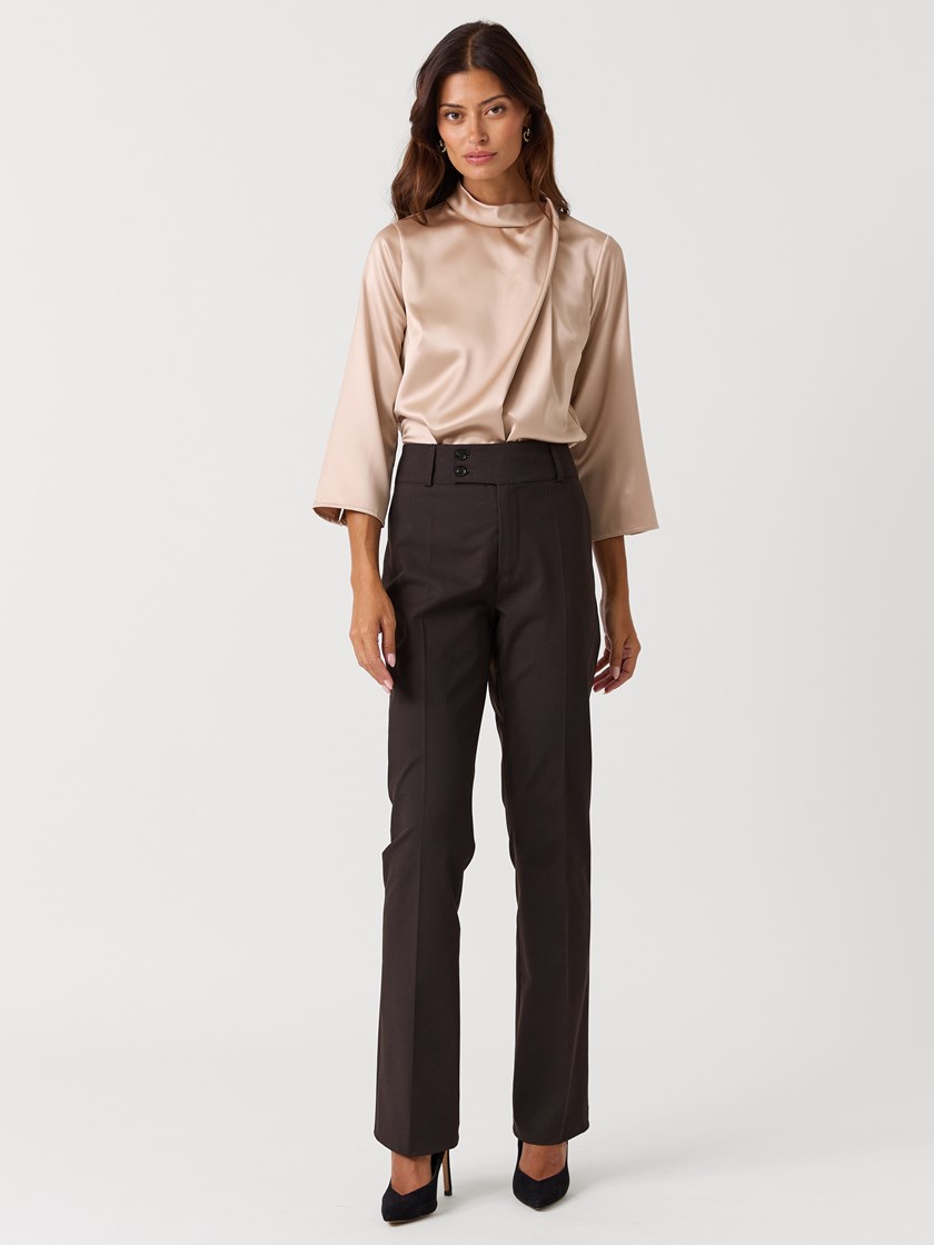 7254009 A9N 7254009_A9N-RICCO VERO-W26-Modell-Front_chn=vic_3519_Noel Top A9N.jpg_Front||Front