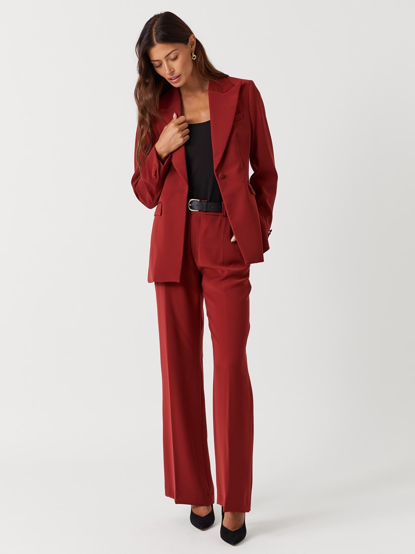 7254011 K4Z 7254011_K4Z-RICCO VERO-W26-Modell-Front_chn=vic_7243_Rebecca Blazer K4Z.jpg_Front||Front
