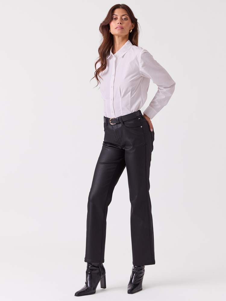 Laura 7254018_ID2-MAC-W26-Modell-Front_chn=vic_6007_Laura ID2.jpg_Front||Front