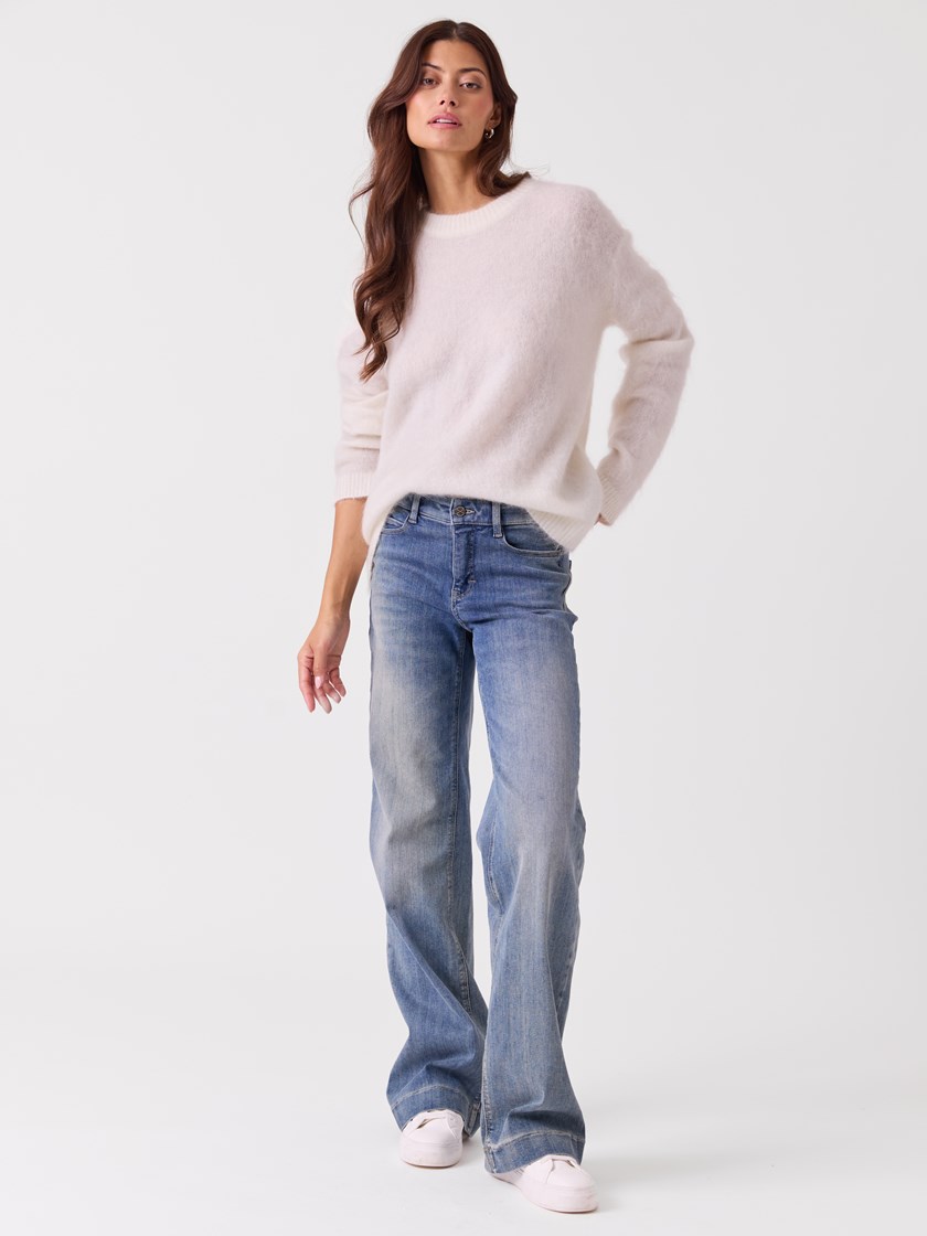 7254020 EOV 7254020_EOV-MAC-W26-Modell-Front_chn=vic_7041_Dream Wide Authentic EOV.jpg_Front