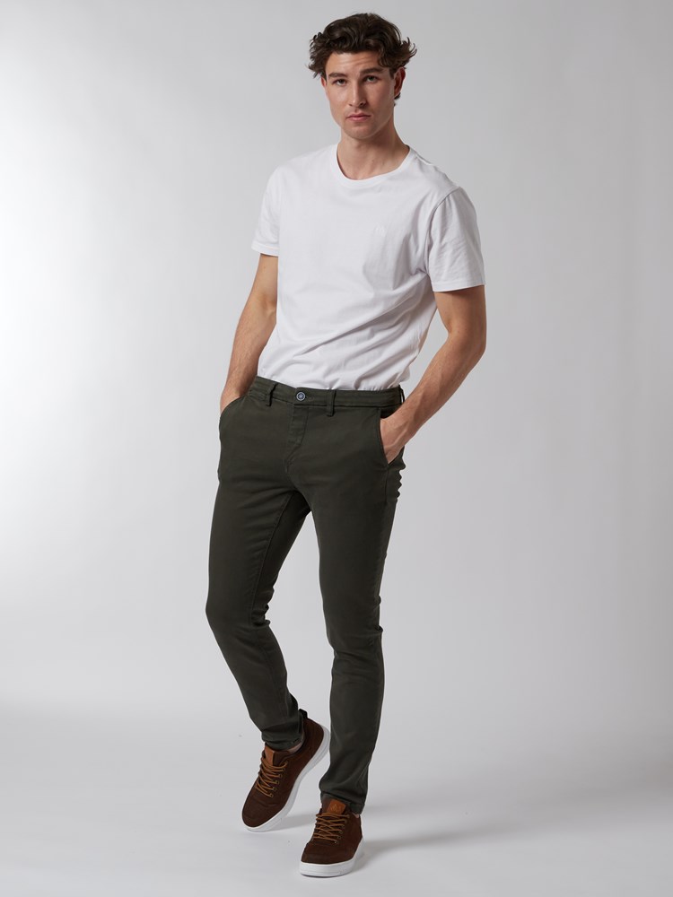Alan color hyper str. chino 7500077_C19-JEANPAUL-A22-Modell-Front_6863_Alan color hyper str. chino C19.jpg_Front||Front