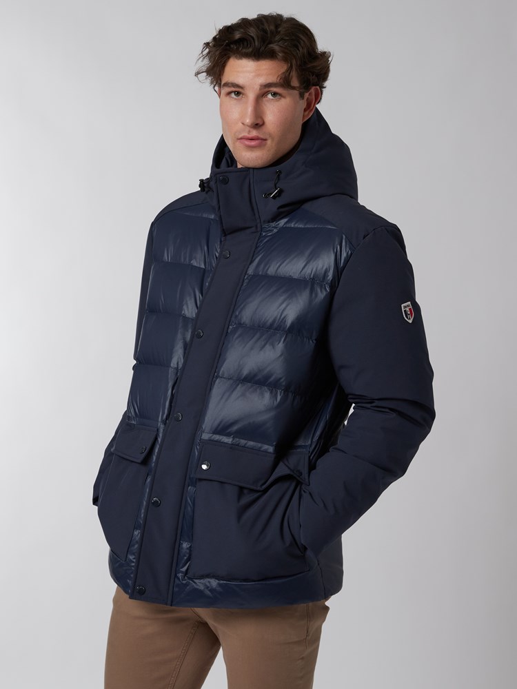 Meribel dunjakke 7500132_EM6-JEANPAUL-A22-Modell-Front_7382.jpg_Front||Front