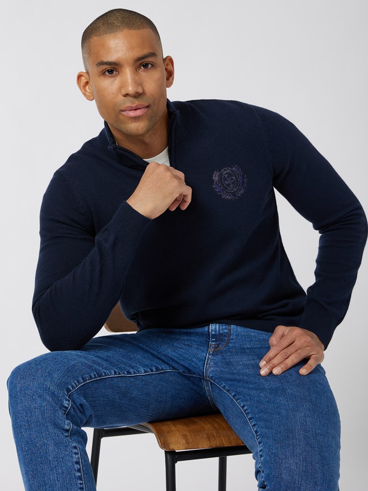 Lucien genser 7500335_EM6-JEANPAUL-W22-Modell-Front_5141_Lucien genser EM6.jpg_