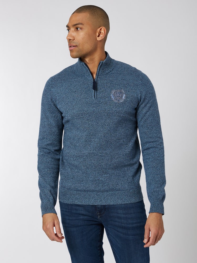 Lucien genser 7500335_ENB-JEANPAUL-W22-Modell-Front_2676_Lucien genser ENB.jpg_