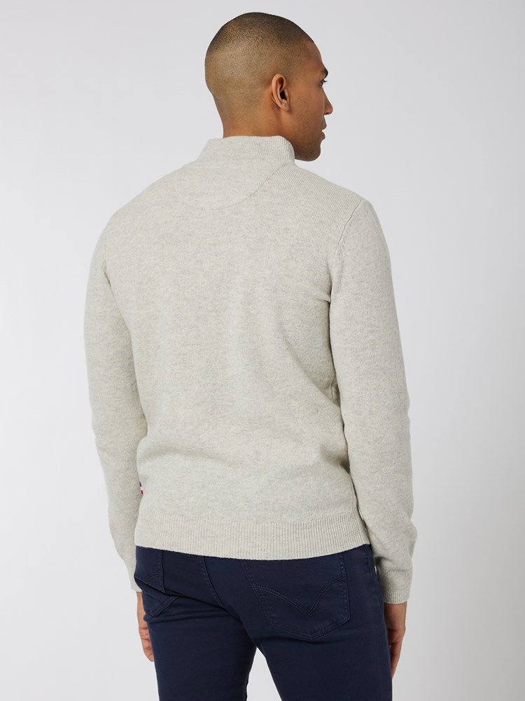 Lucien genser 7500335_I3O-JEANPAUL-W22-Modell-Back_8765_Lucien genser I3O.jpg_Back||Back