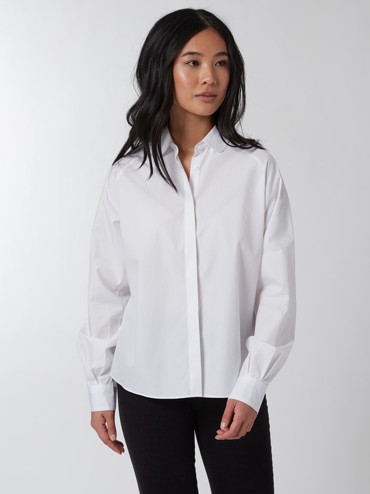 Salina skjorte 7500349_O68-JEANPAUL-A22-Modell-Front_7629_Salina skjorte O68_Salina skjorte O68 7500349.jpg_Front||Front