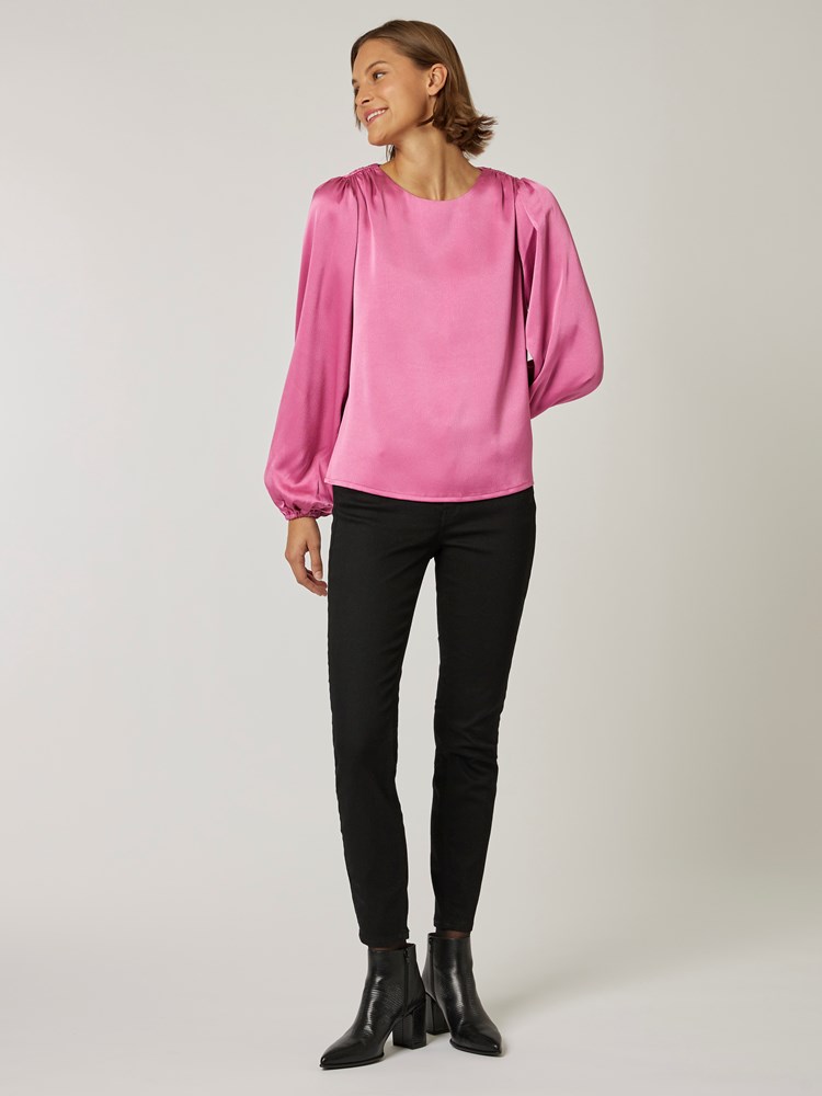 Averie bluse 7500628_MUB-DONNA-W22-details_chn=vic_5371_Averie bluse MUB_Averie bluse MUB 7500628.jpg_