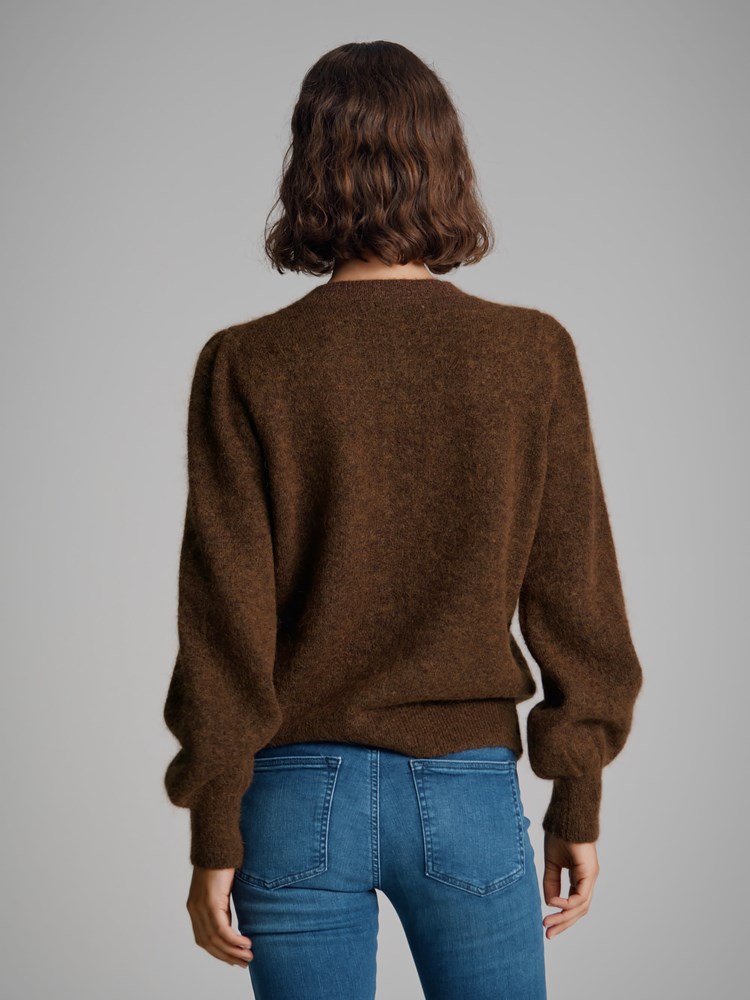 Mira cardigan 7500955_AIN-DONNA-A22-Modell-Back_chn=match_6609_Mira cardigan AIN_Mira cardigan AIN 7500955.jpg_Back||Back