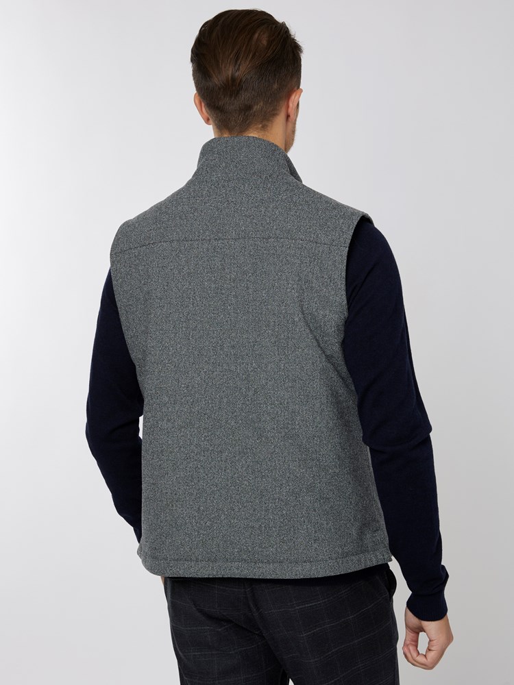 Aden vest 7501214_I6M-VESB-A22-Modell-Back_chn=vic_1392.jpg_Back||Back