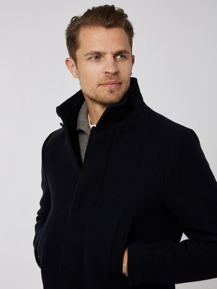 Baldwin frakk 7501226_EM6-VESB-A22-Modell-Front_chn=vic_8803.jpg_Front||Front