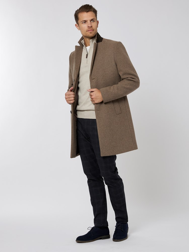 Harrison frakk 7501227_APY-VESB-A22-Modell-Front_chn=vic_8437.jpg_Front||Front