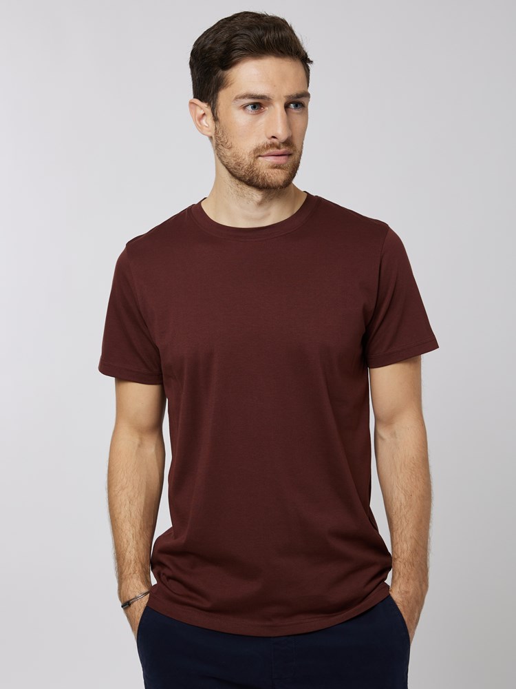 Ryan t-skjorte 7501228_AJI-VESB-A22-Modell-Front_chn=vic_8412.jpg_Front||Front