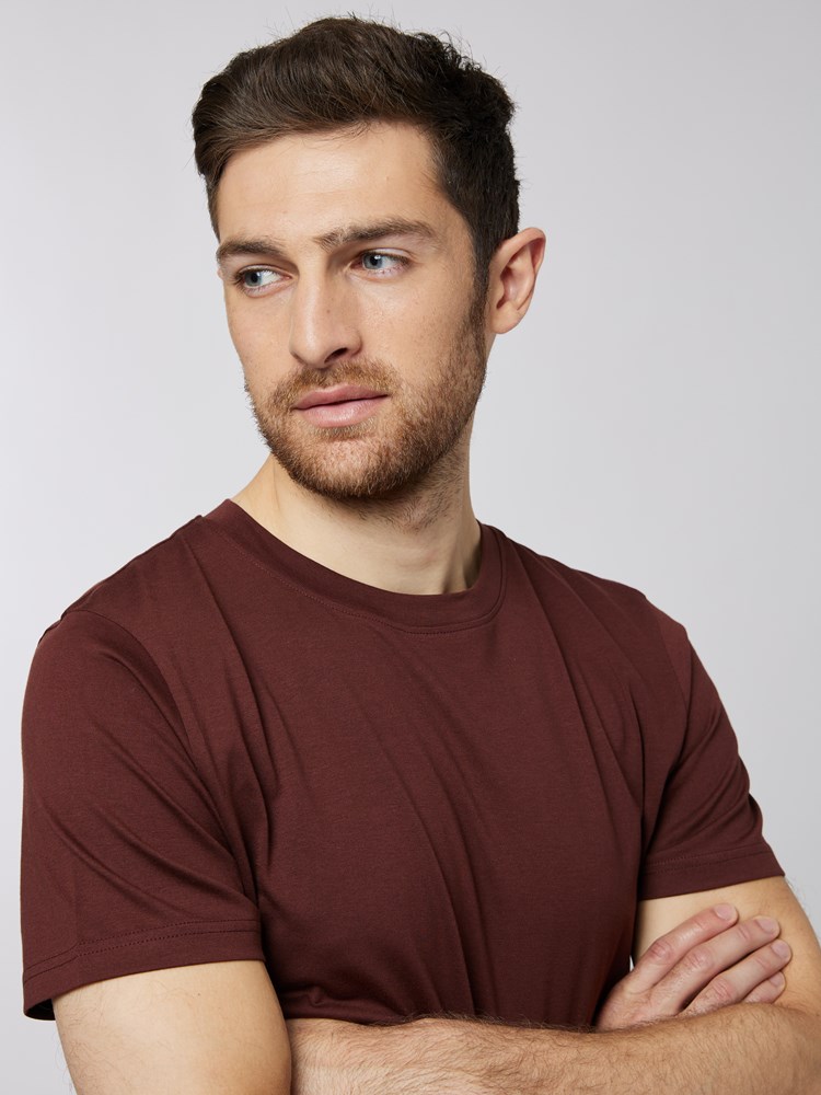 Ryan t-skjorte 7501228_AJI-VESB-A22-Modell-Front_chn=vic_8856.jpg_Front||Front