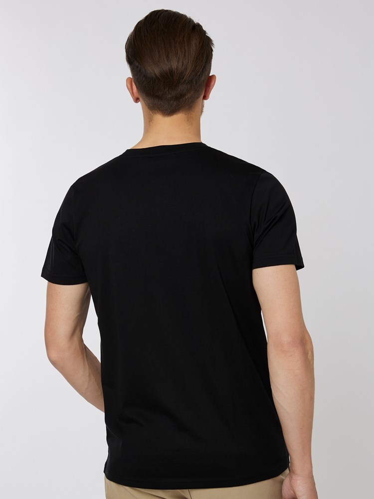 Ryan t-skjorte 7501228_CAB-VESB-A22-Modell-Back_chn=vic_5150.jpg_Back||Back