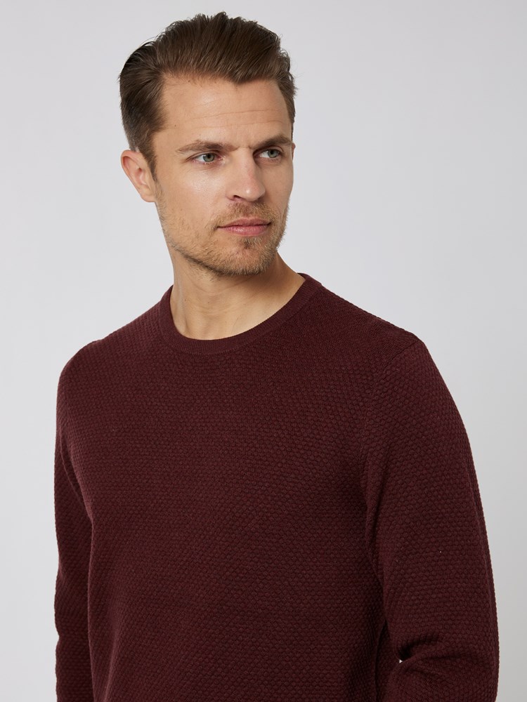Theo genser 7501234_AJI-VESB-A22-Modell-Front_chn=vic_1055.jpg_Front||Front