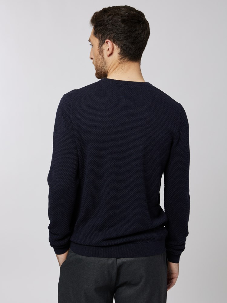 Theo genser 7501234_EM6-VESB-A22-Modell-Back_chn=vic_6263.jpg_Back||Back