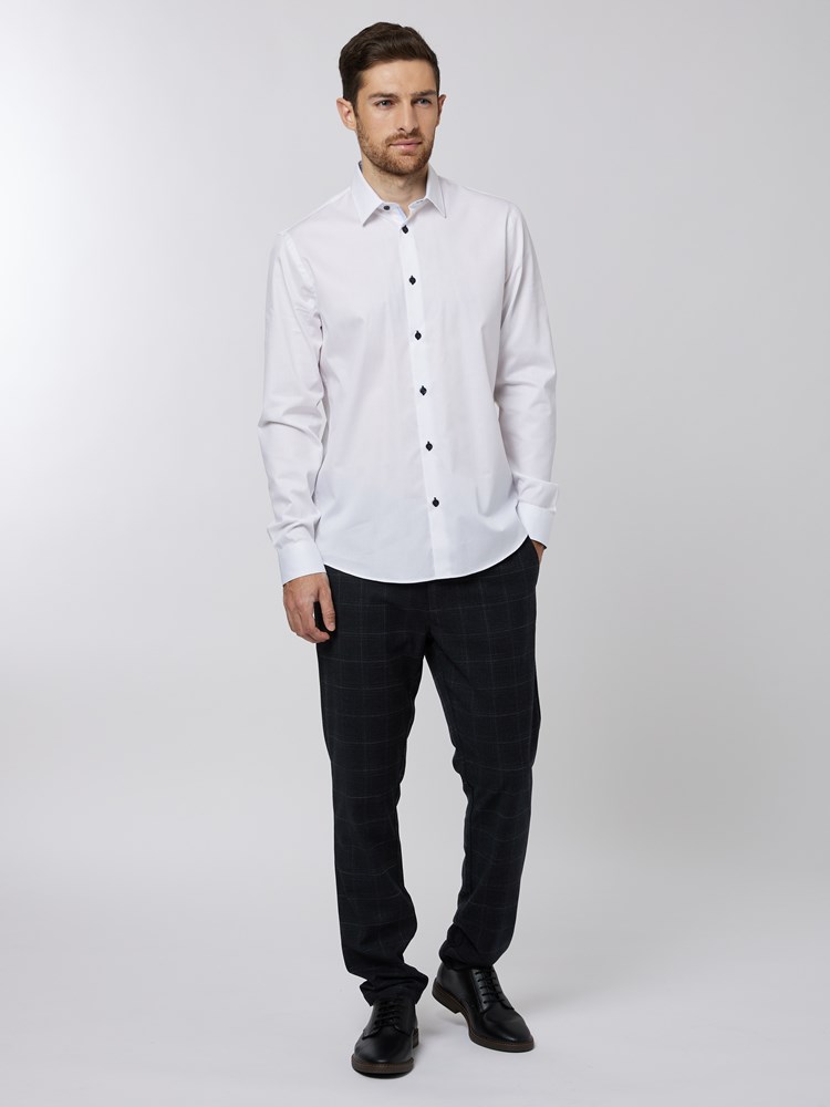 Marcel skjorte 7501242_O68-VESB-A22-Modell-Front_chn=vic_5714.jpg_Front||Front