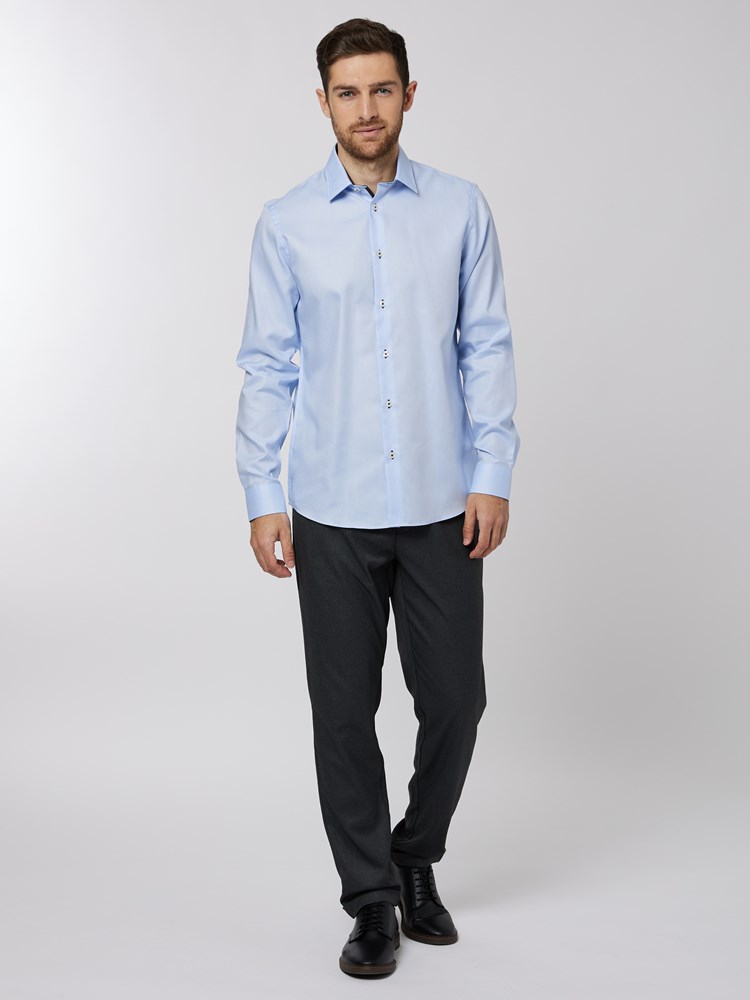 Myles skjorte 7501243_EO1-VESB-A22-Modell-Front_chn=vic_1497.jpg_Front||Front