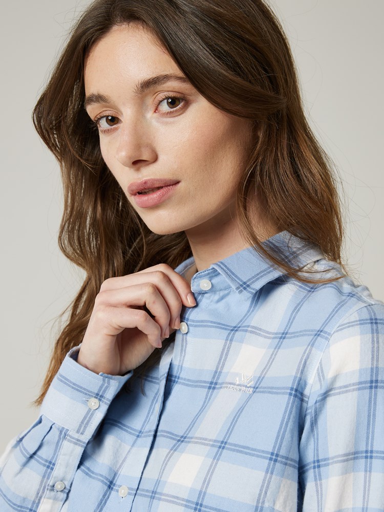 Manon flanellskjorte 7501257_EN3-JEANPAUL-S23-Modell-Front_7042_Manon flanellskjorte EN3_Manon flanellskjorte EN3 7501257.jpg_Front||Front