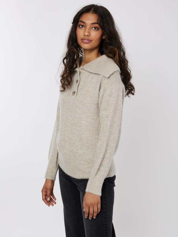 Maddox genser 7501284_AQG-BLU-A22-Modell-Front_chn=vic_7942_Maddox genser AQG 7501284.jpg_Front||Front