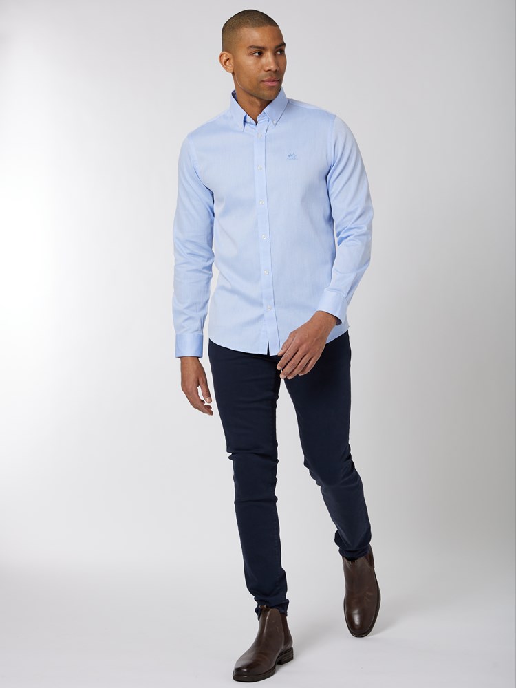 Peretti skjorte - Regular fit 7501288_AEI-JEANPAUL-W22-Modell-Front_9358_E9O_Peretti skjorte - Regular fit E9O.jpg_